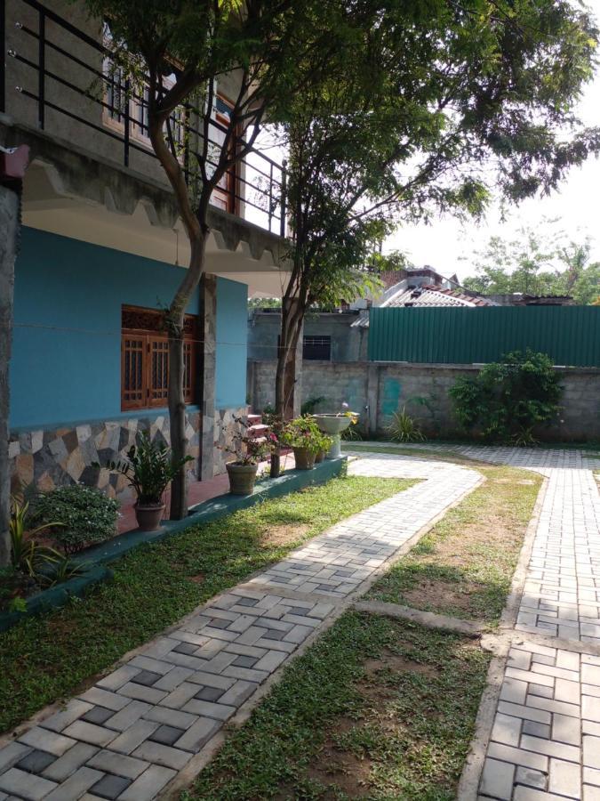 Thomasha Homestay וולאוויה מראה חיצוני תמונה