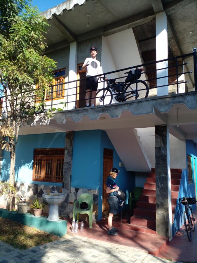 Thomasha Homestay וולאוויה מראה חיצוני תמונה